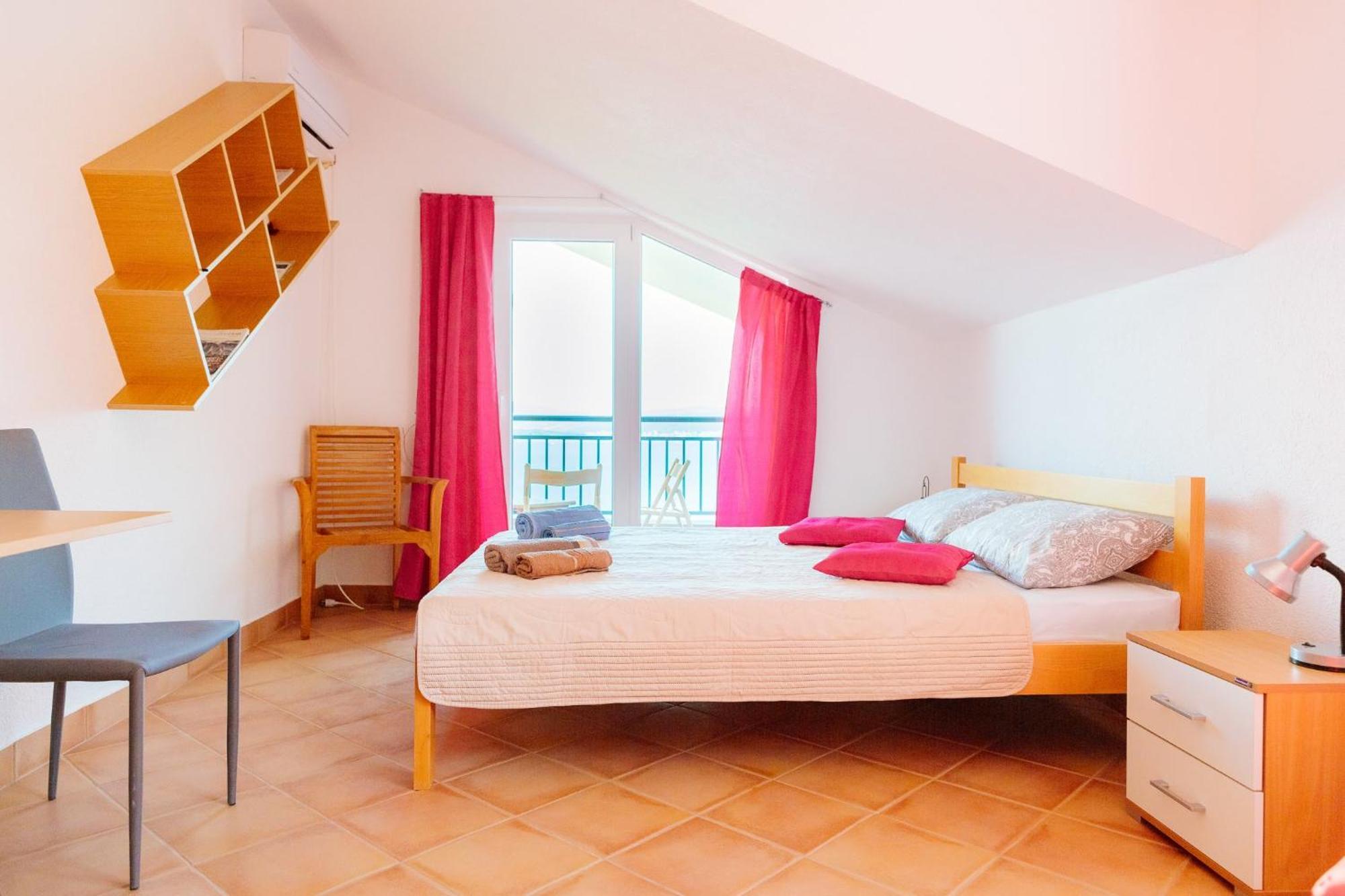 Apartamento Odessa Mama Bijela Habitación foto