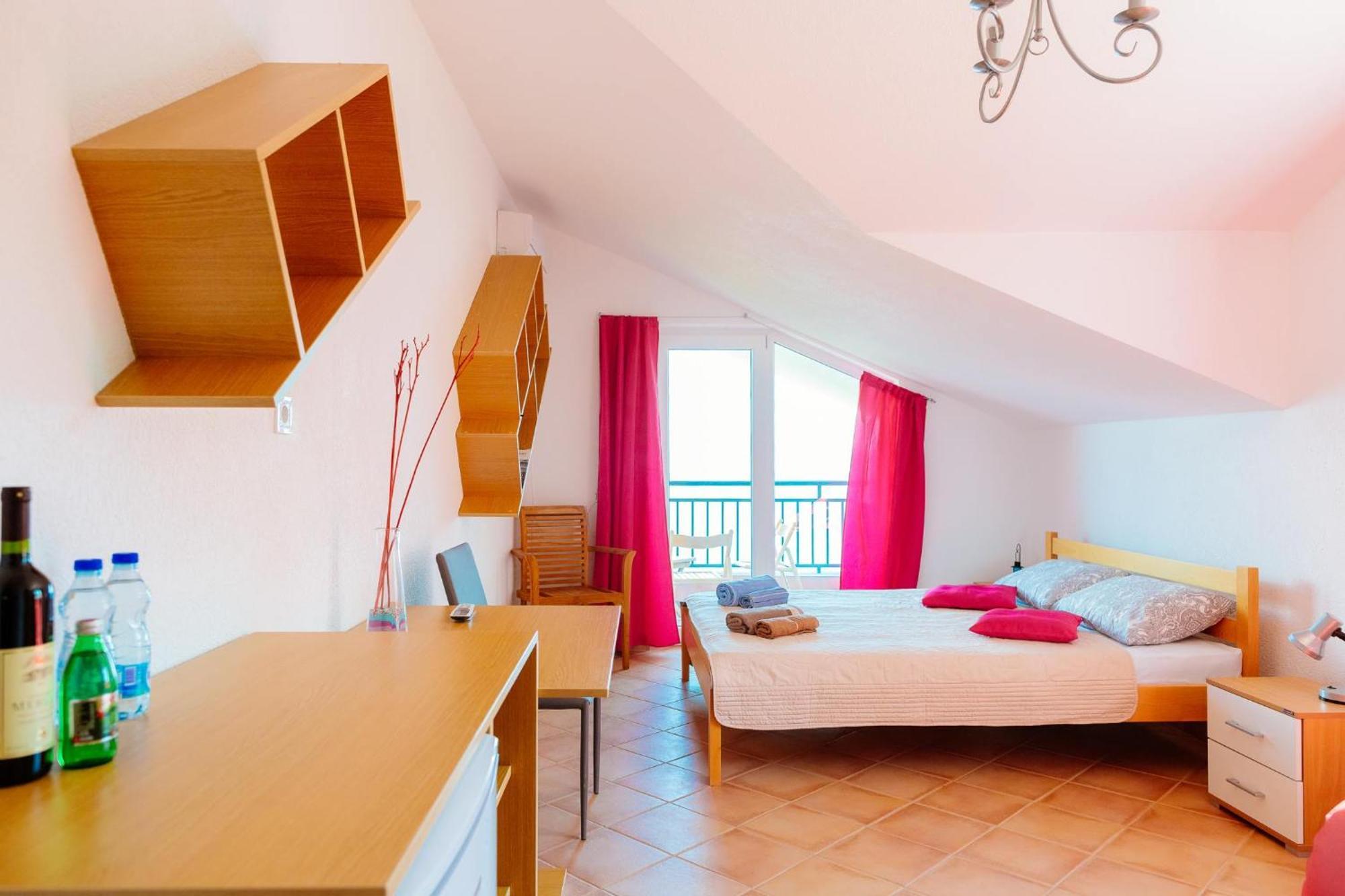 Apartamento Odessa Mama Bijela Habitación foto